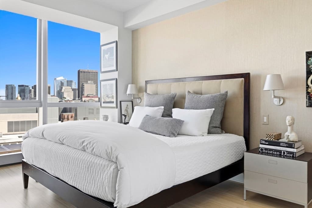 Condominium at 110 Stuart St # 17D, Boston MA 02116, photo 9 of 22