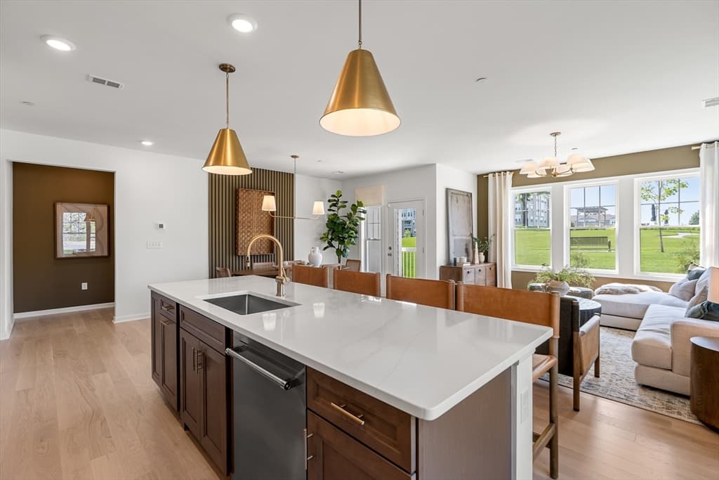 Condominium at 320 Martins Landing # 512, North Reading MA 01864, photo 6 of 37