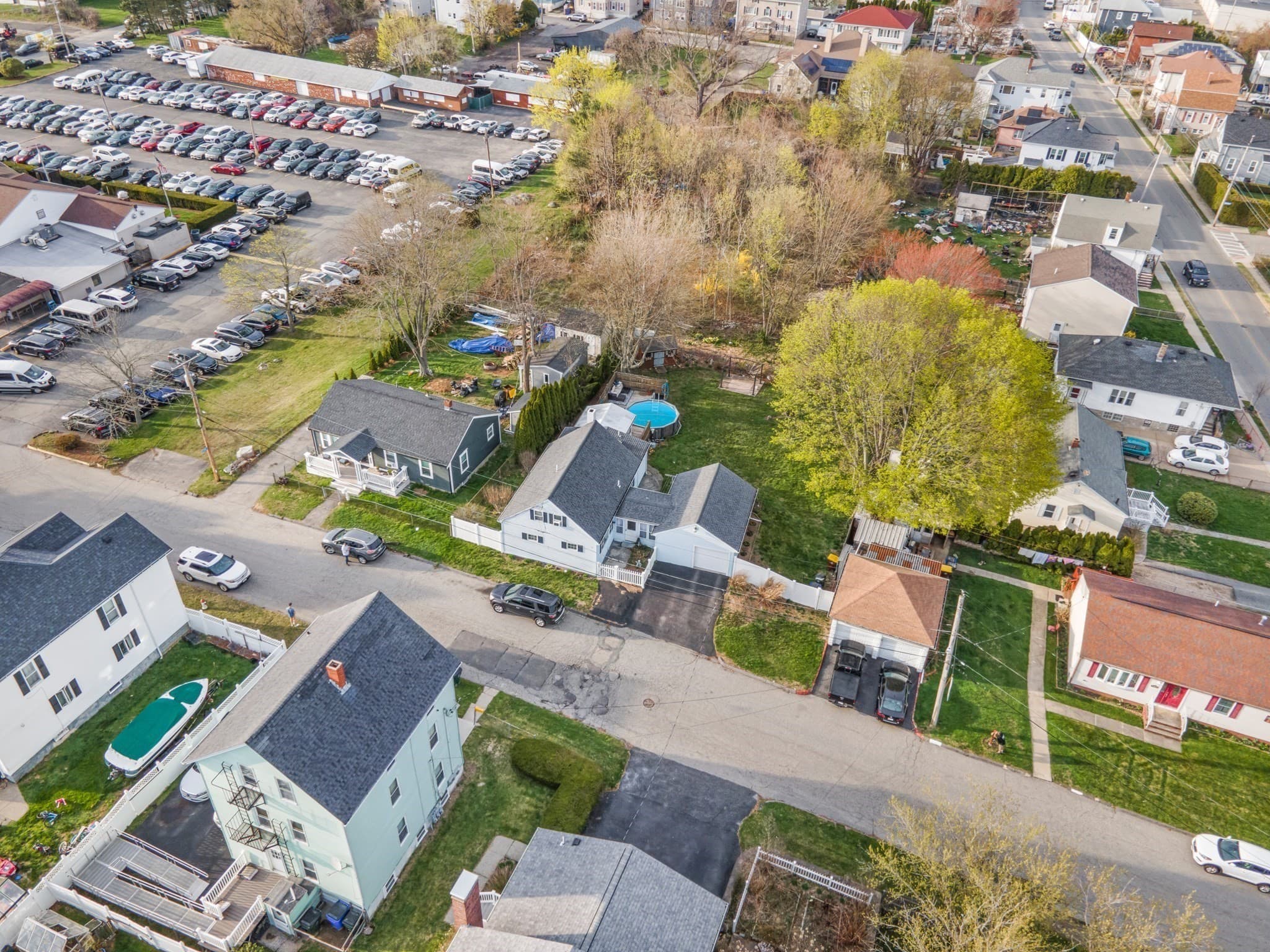 Single Family Residence at 96 Star St, Fall River MA 02724, photo 4 of 41