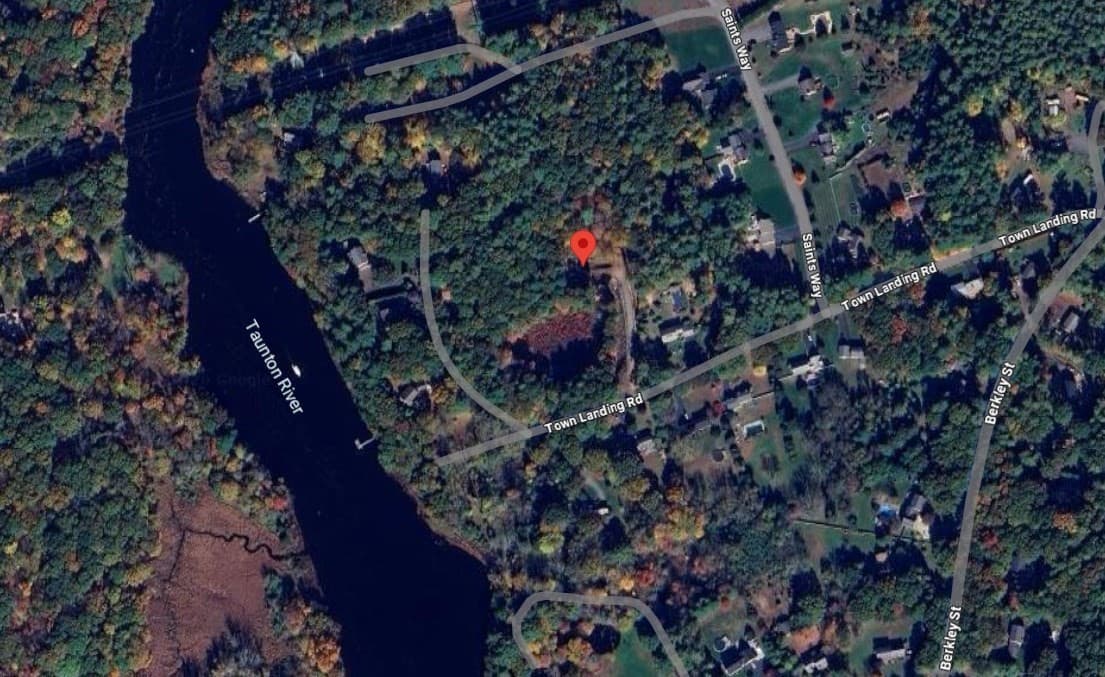 2 Lima Ln, Berkley MA 02779