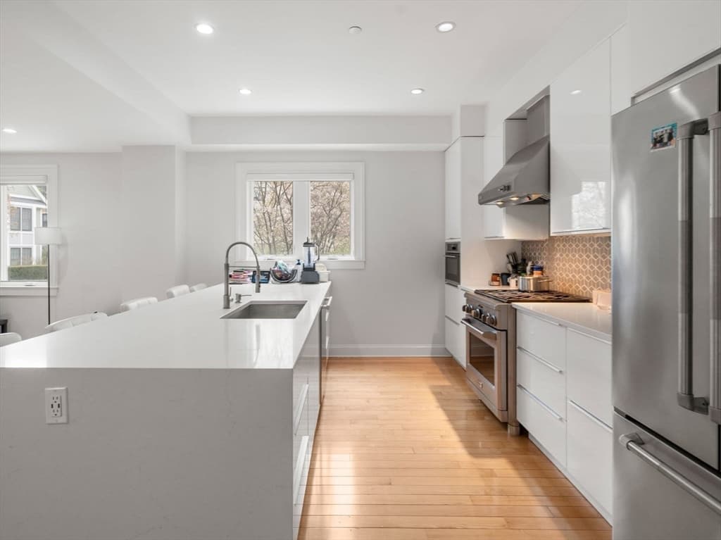 Condominium at 201 Freeman Street # A7, Brookline MA 02446, photo 7 of 18