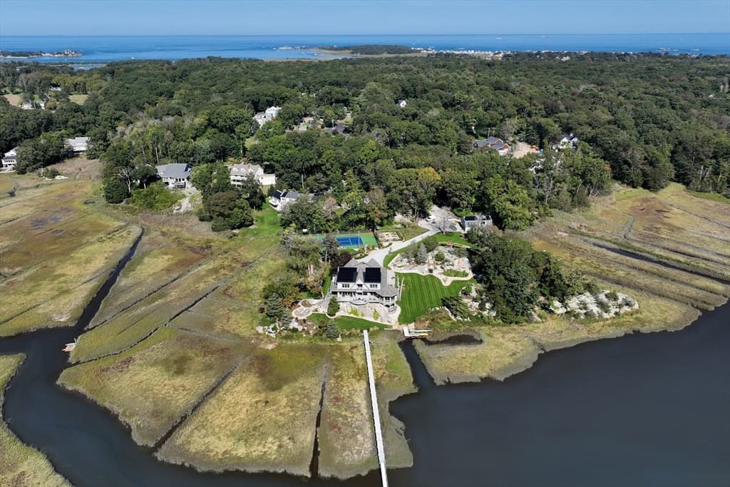 Single Family Residence at 67 Border St, Scituate MA 02066, photo 32 of 34