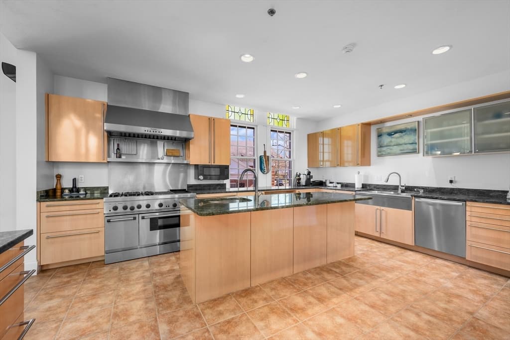 143 Main St, Sandwich MA 02563 photo 16