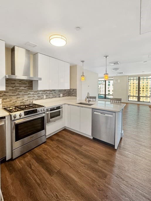 Condominium at 121 Portland St # 902, Boston MA 02114, photo 4 of 25