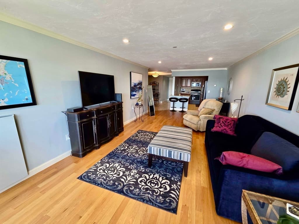 2001 Marina Dr # 605, Quincy MA 02171 photo 6