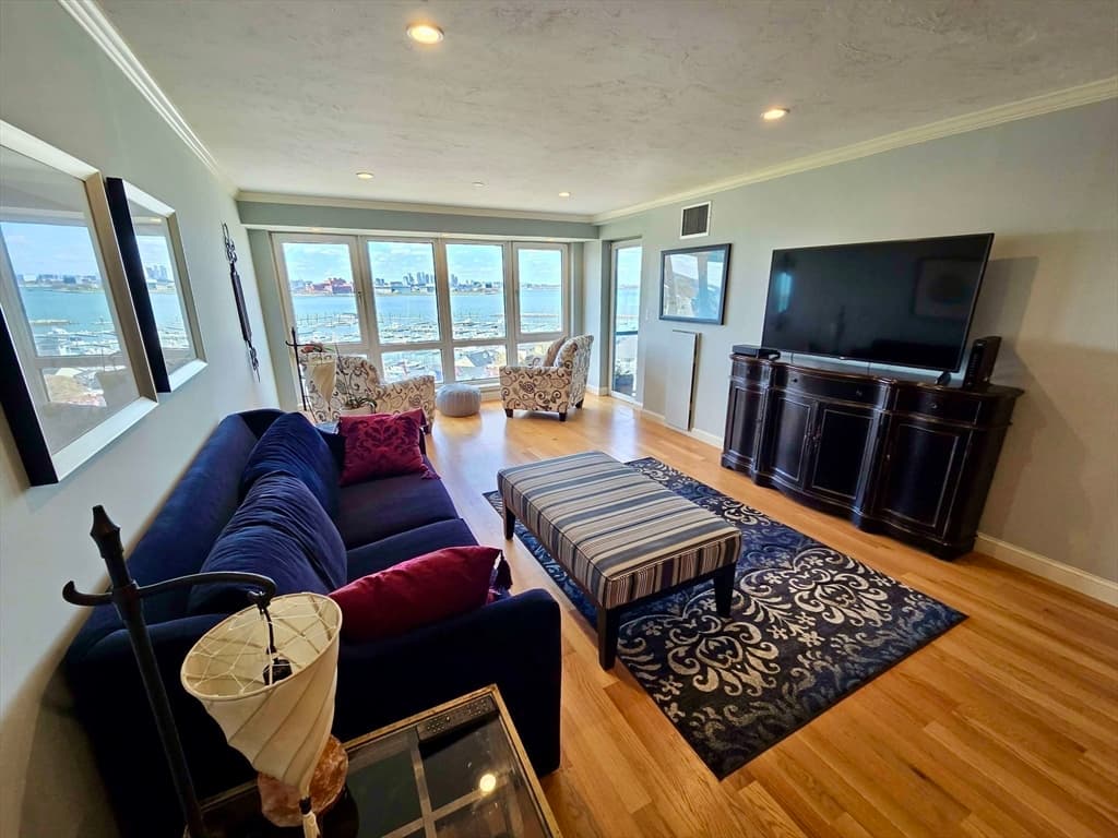 2001 Marina Dr # 605, Quincy MA 02171 photo 3