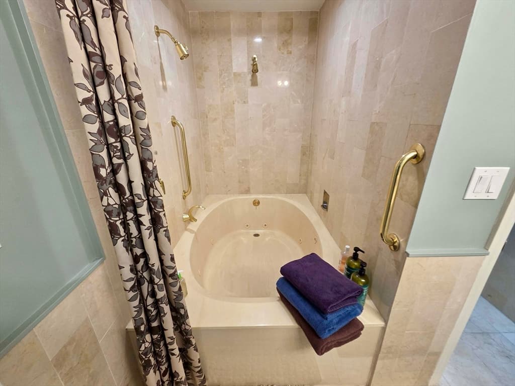 2001 Marina Dr # 605, Quincy MA 02171 photo 29