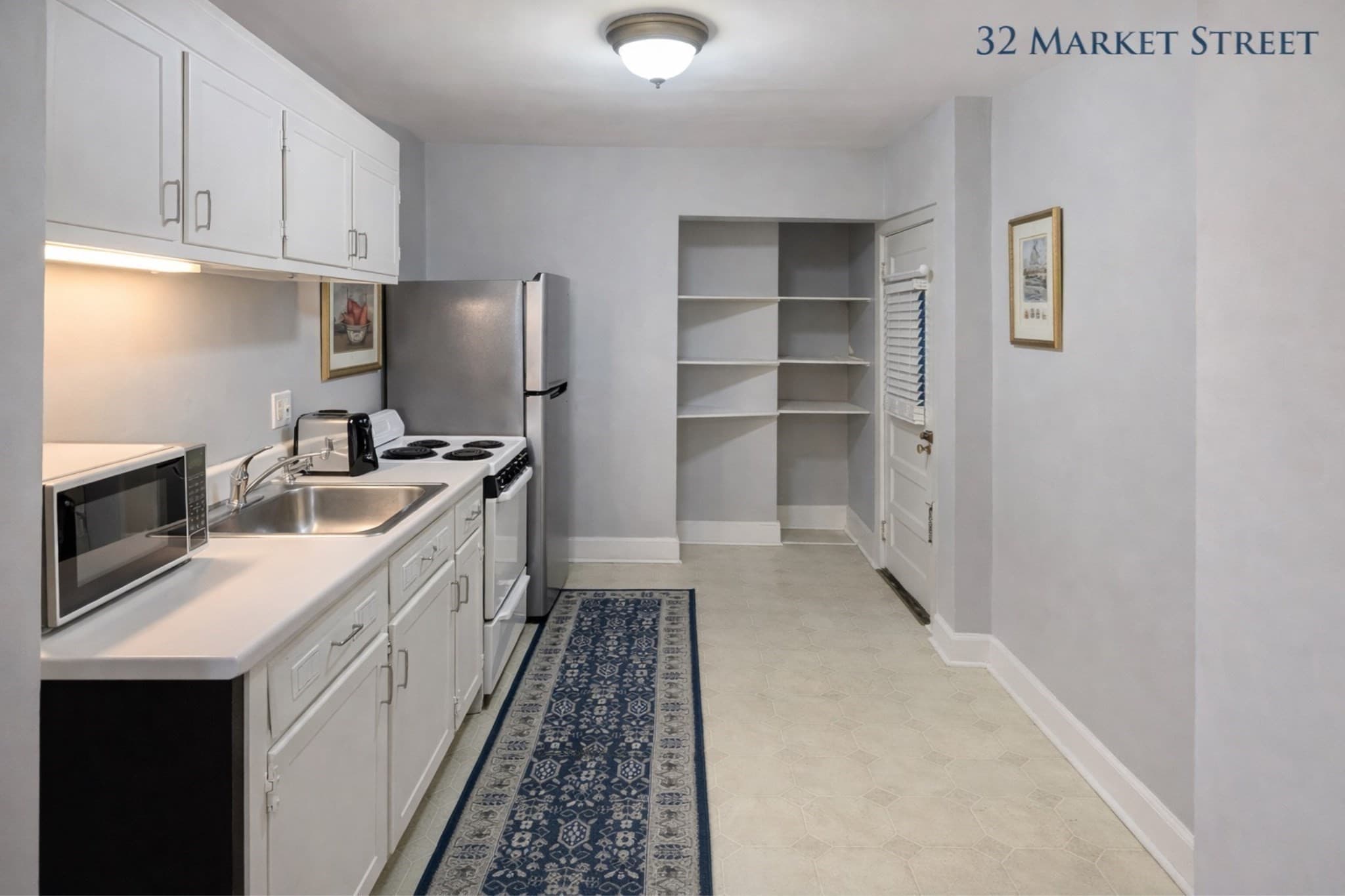 5-9 Family at 32 Market St, Newburyport MA 01950, photo 10 of 17