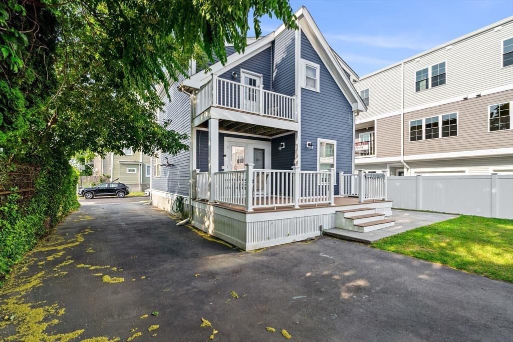 883 Grinnell St, Fall River MA 02721 photo 30
