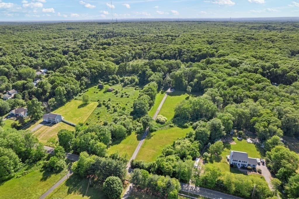 241 Perryville Rd, Rehoboth MA 02769 photo 2