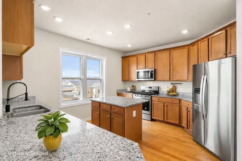 Condominium at 130 University Ave # 1312, Westwood MA 02090, Westwood, photo 2 of 29