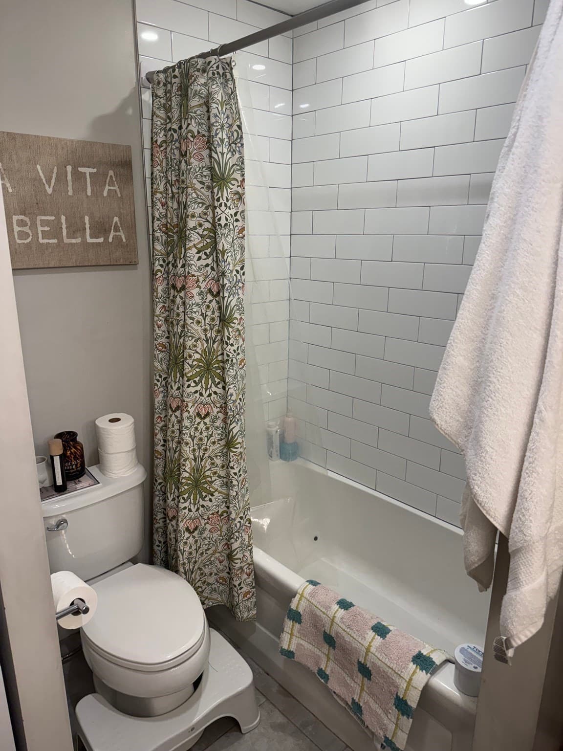 Condominium at 135 Havre St # 1, Boston MA 02128, photo 7 of 10