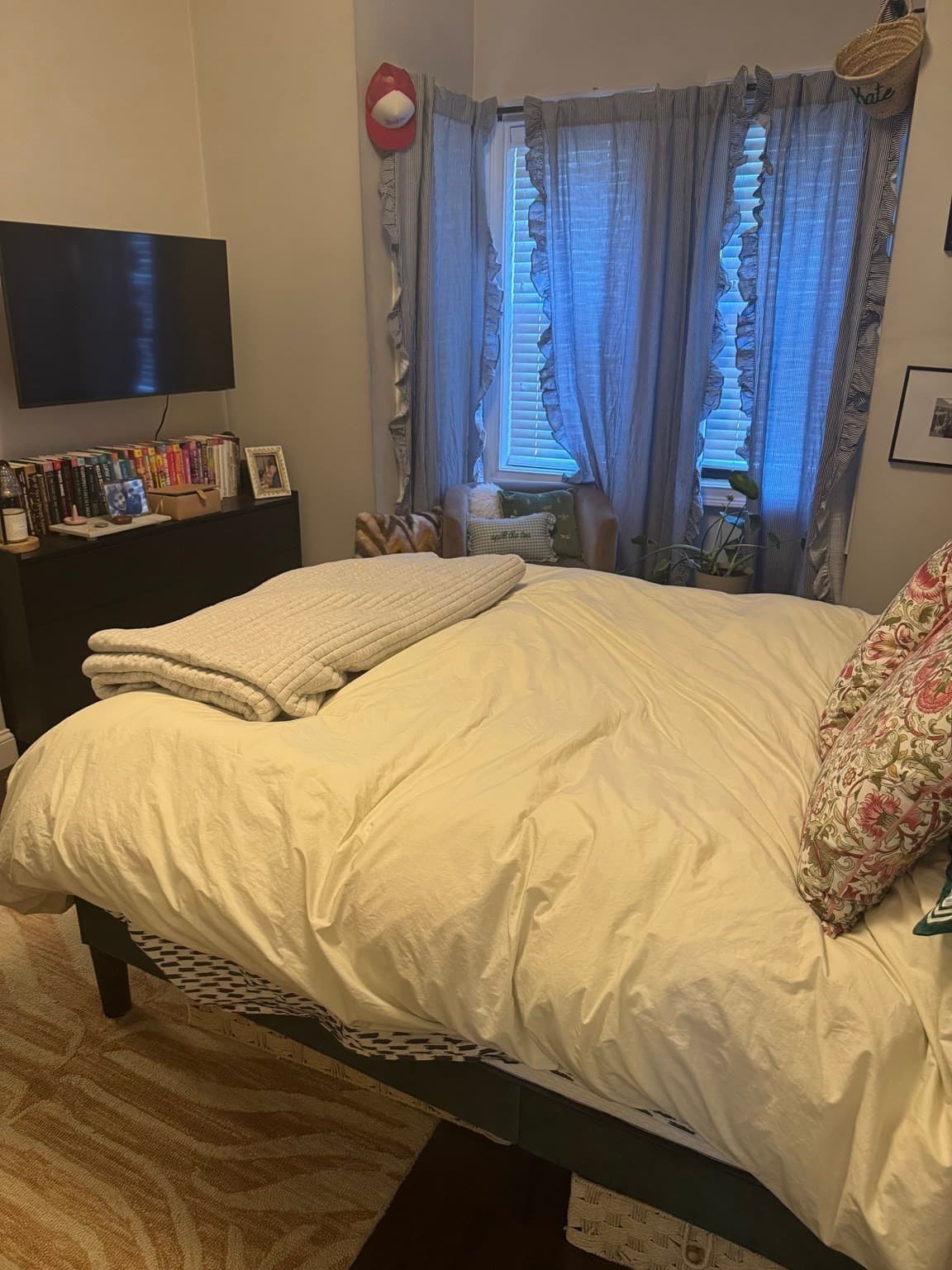 Condominium at 135 Havre St # 1, Boston MA 02128, photo 8 of 10