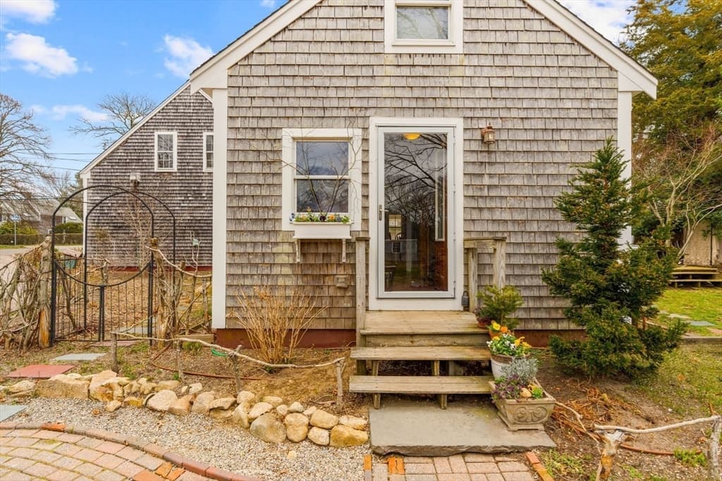 955 Main Street, Barnstable MA 02655 photo 10