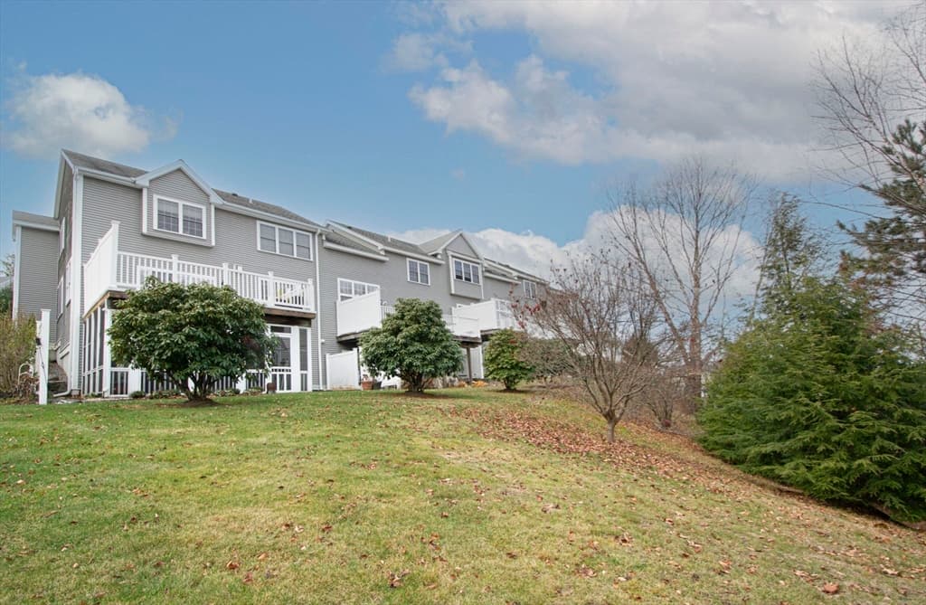806 Ledgewood Way # 806, Clinton MA 01510 photo 39