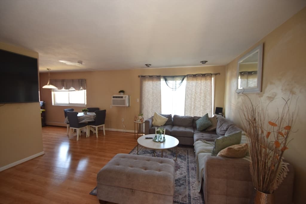 7 Fernview Ave # 11, North Andover MA 01845 photo 5