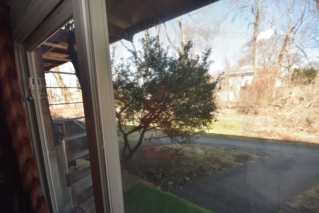 21 Fernview Ave # 8, North Andover MA 01845 photo 7