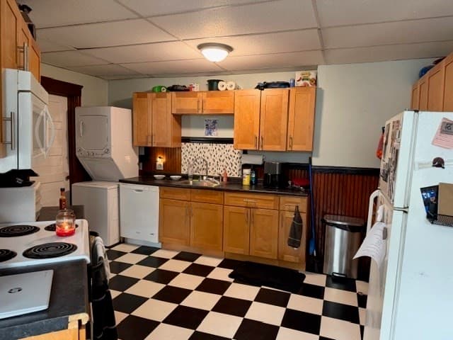 5+ Family - 5+ Units Side by Side at 64-66 Pleasant St, Easthampton MA 01027, photo 19 of 42