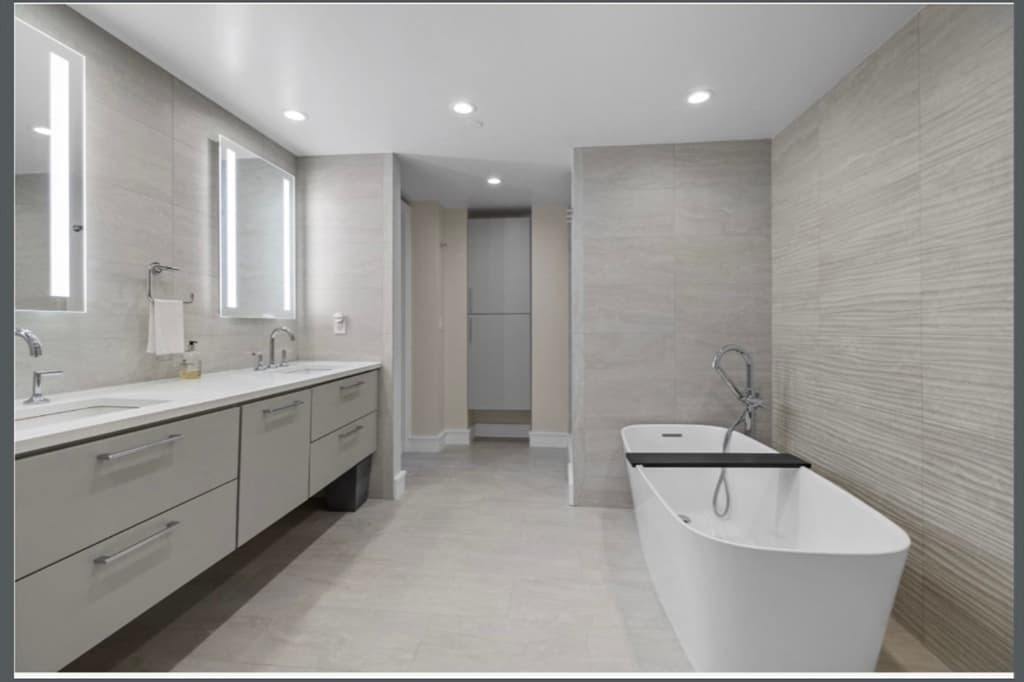 Condominium at 2 Battery Wharf # 2408, Boston MA 02109, photo 18 of 30
