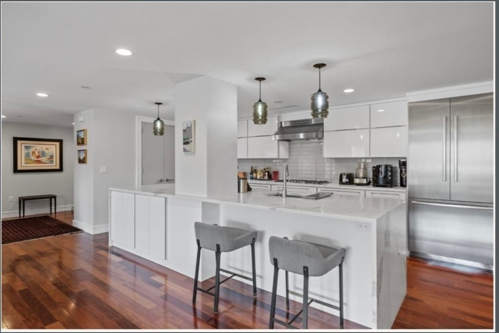 Condominium at 2 Battery Wharf # 2408, Boston MA 02109, photo 8 of 30
