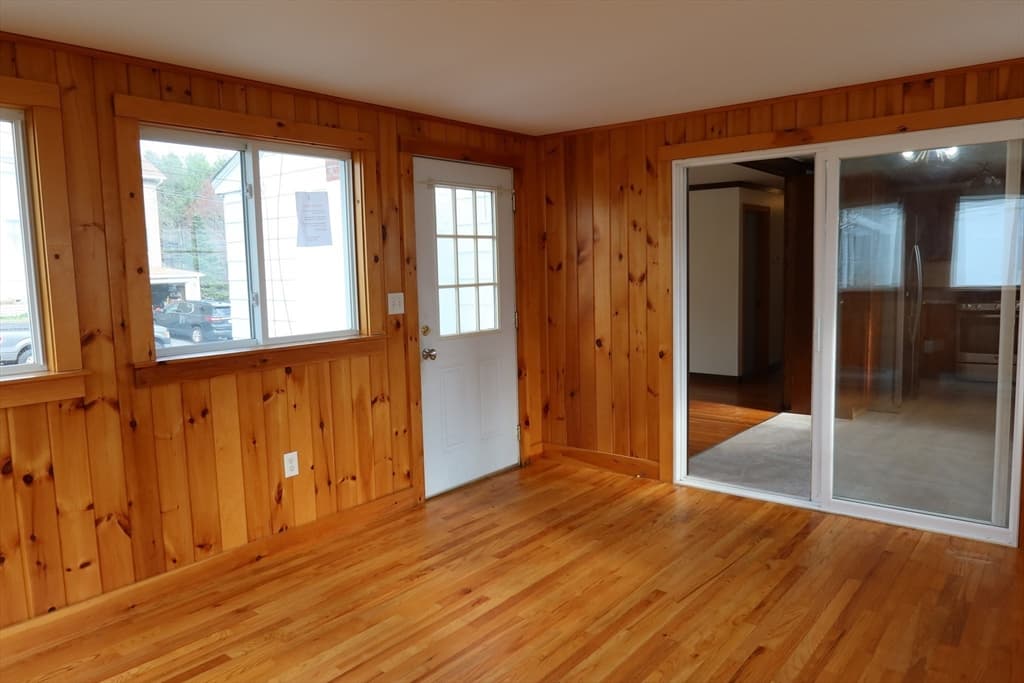 31 Mohawk, Burlington MA 01803 photo 9