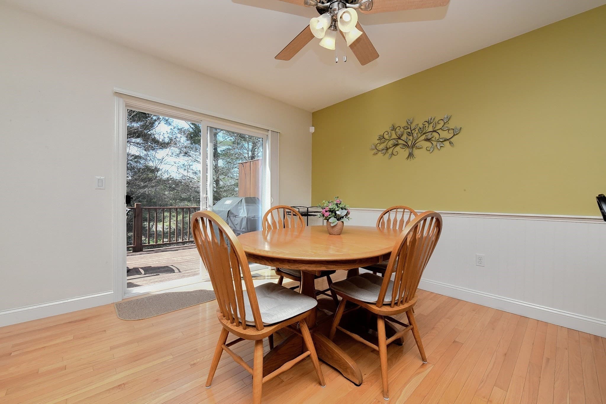 Condominium at 2 Candleberry Ct # 2, Bourne MA 02532, photo 13 of 42