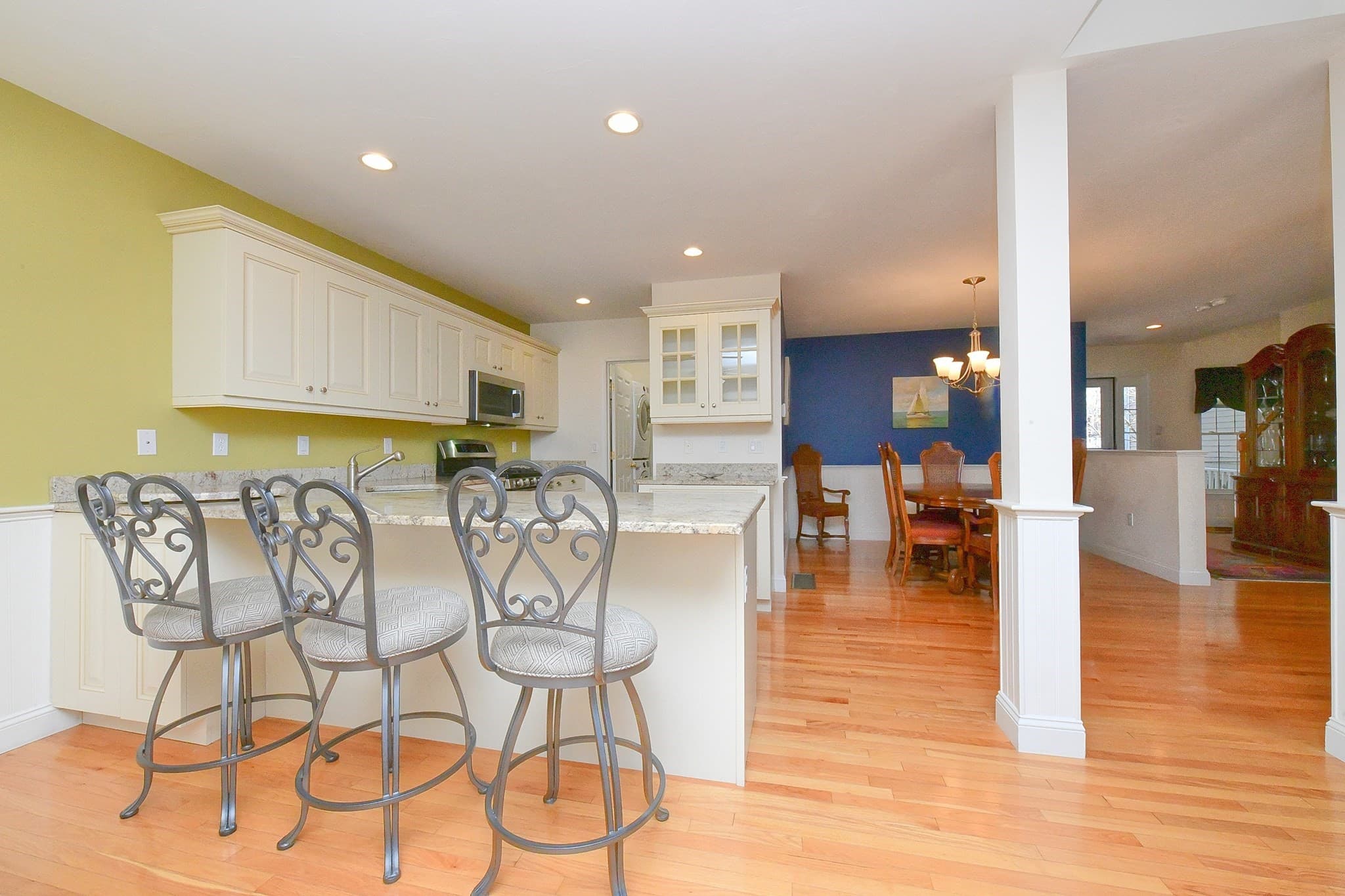 Condominium at 2 Candleberry Ct # 2, Bourne MA 02532, photo 10 of 42