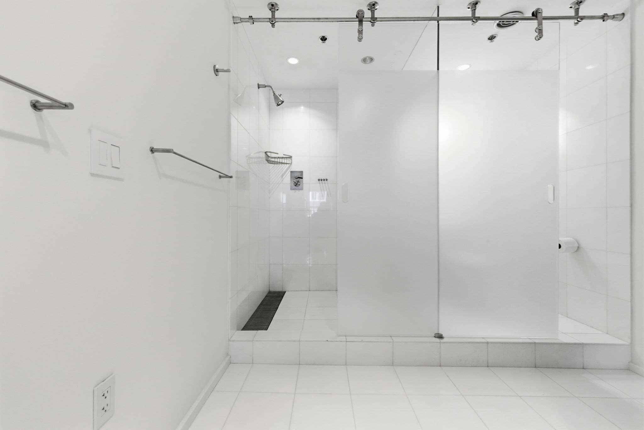 Condominium at 9 W Broadway # 618, Boston MA 02127, photo 13 of 38