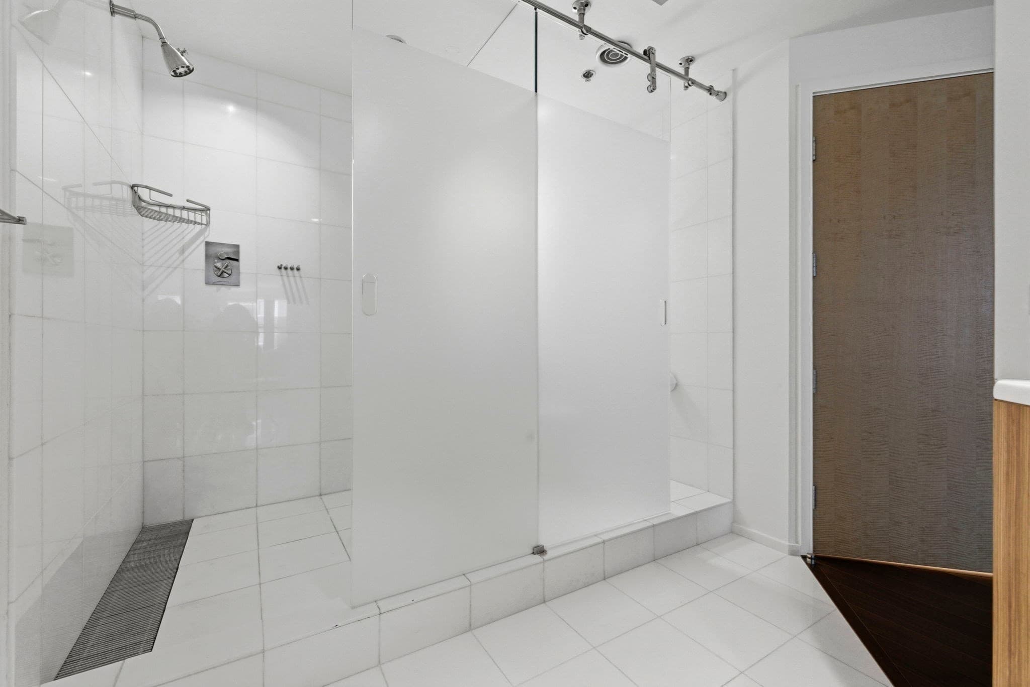 Condominium at 9 W Broadway # 618, Boston MA 02127, photo 14 of 38