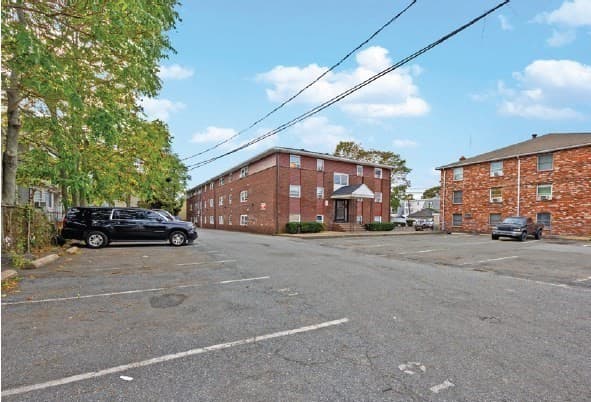 5+ Family - 5+ Units Up/Down at 108 Franklin St, Lynn MA 01902, photo 5 of 15