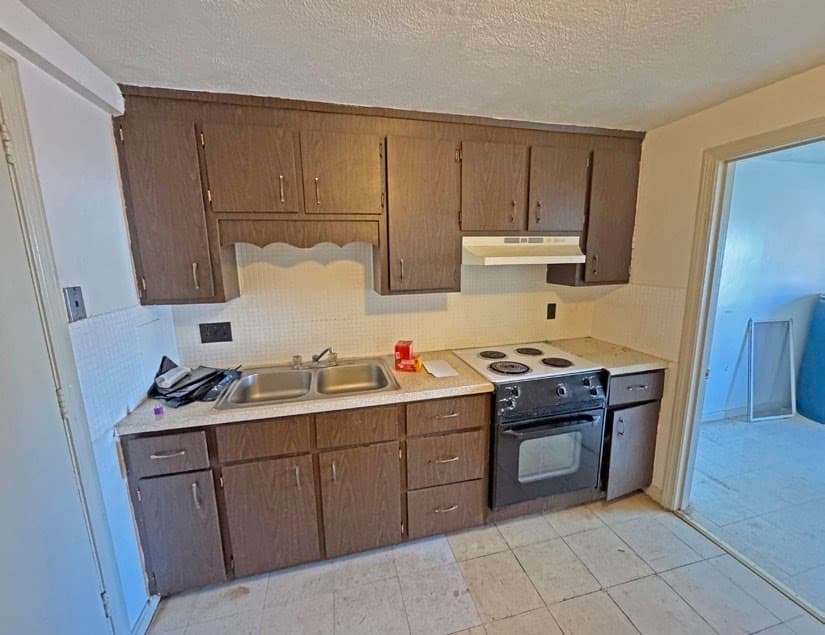 5+ Family - 5+ Units Up/Down at 108 Franklin St, Lynn MA 01902, photo 11 of 15