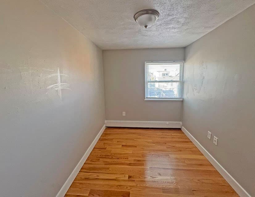 5+ Family - 5+ Units Up/Down at 108 Franklin St, Lynn MA 01902, photo 8 of 15