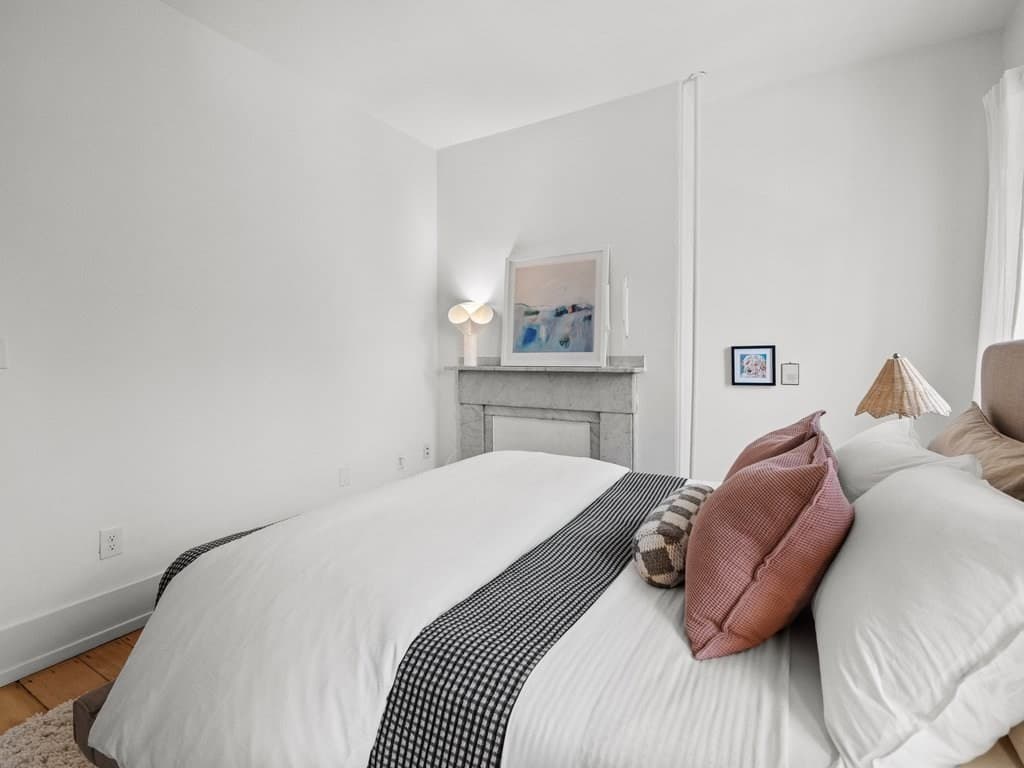 Condominium at 67 Rutland St # 3, Boston MA 02118, photo 12 of 13