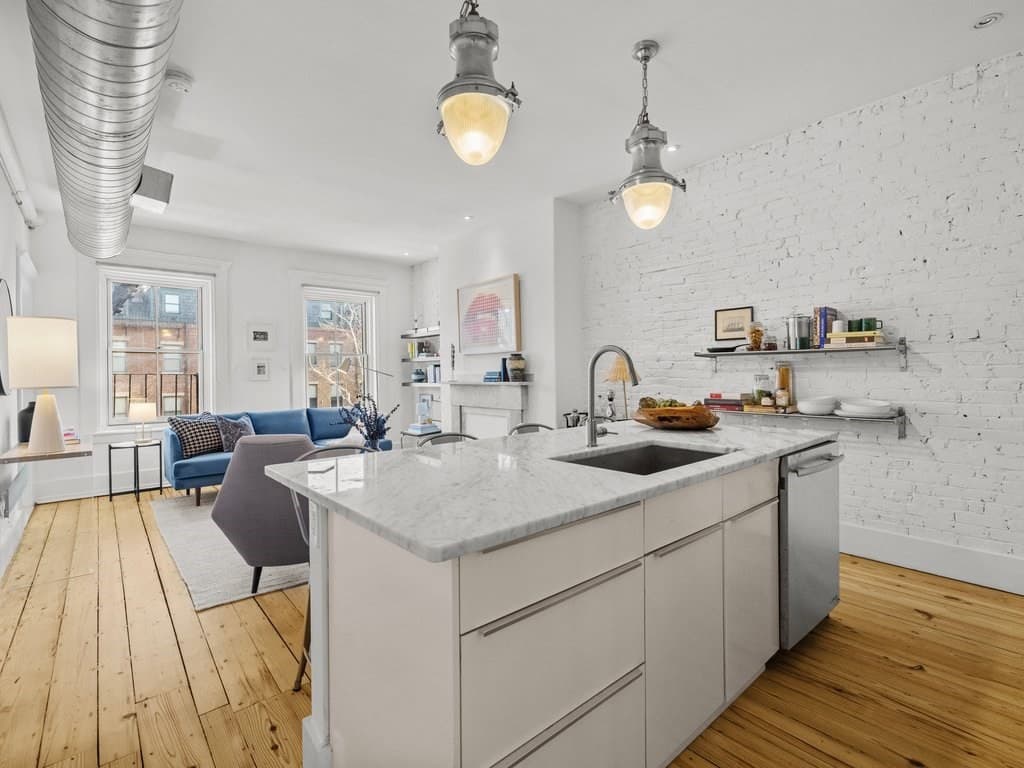 Condominium at 67 Rutland St # 3, Boston MA 02118, photo 4 of 13