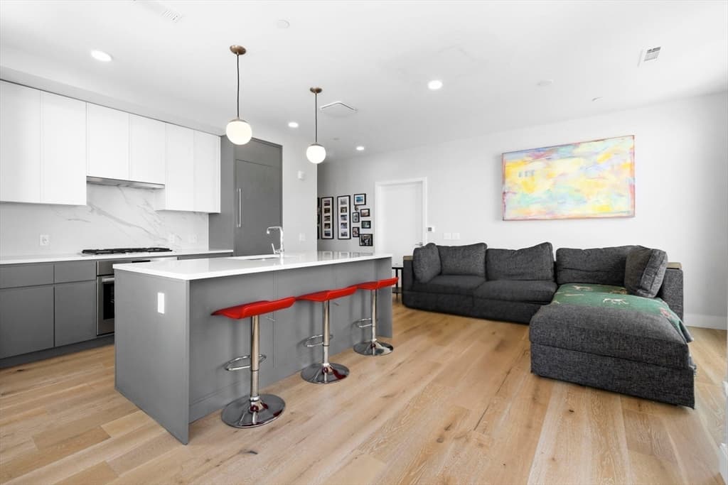 191 Washington Street # 525, Boston MA 02135 photo 6
