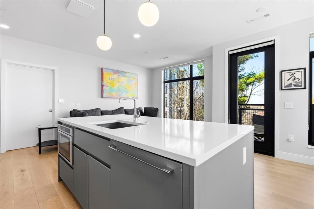 191 Washington Street # 525, Boston MA 02135 photo 3