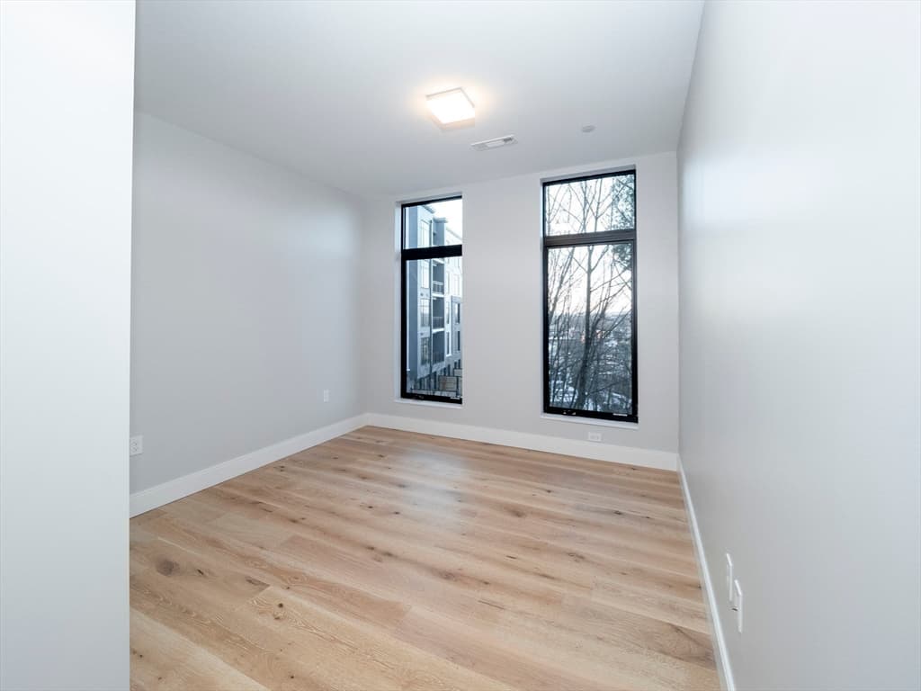 191 Washington Street # 525, Boston MA 02135 photo 11