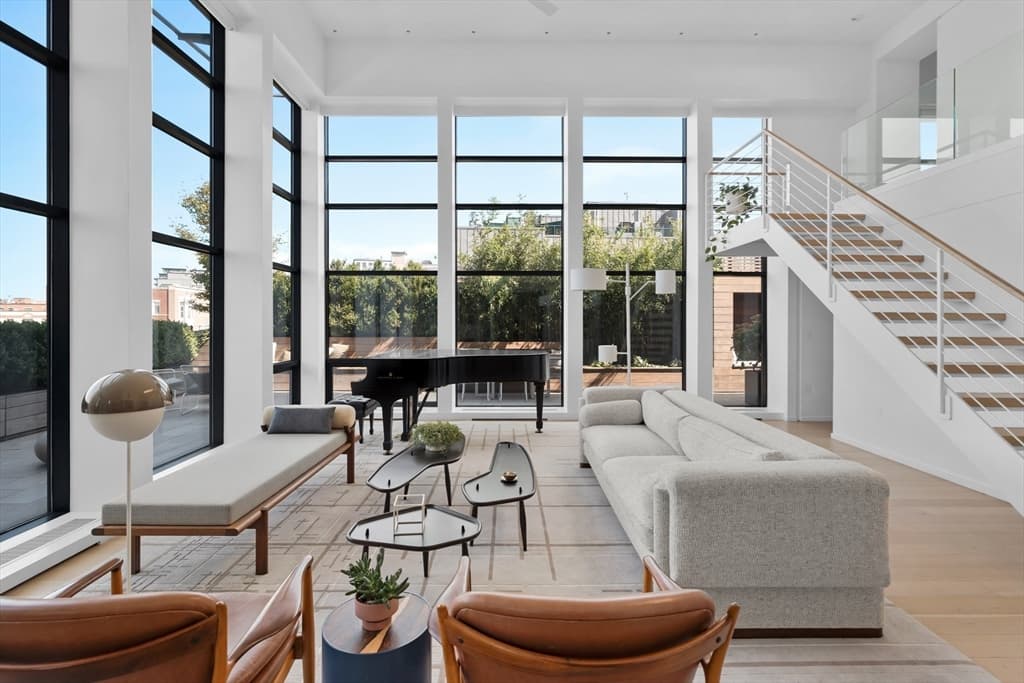Condominium at 1200 Washington PH, Boston MA 02118, photo 6 of 39