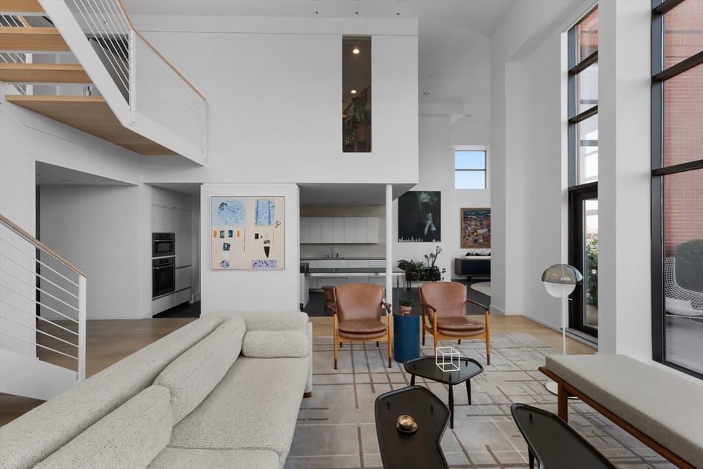 Condominium at 1200 Washington PH, Boston MA 02118, photo 13 of 39