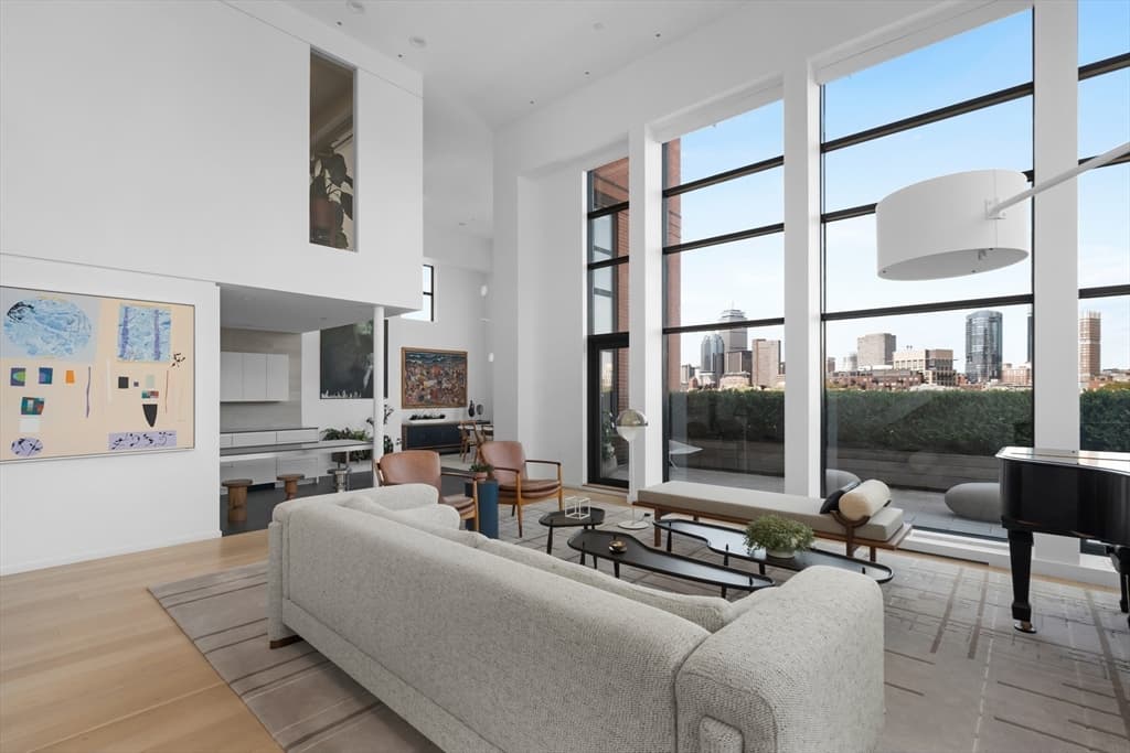 Condominium at 1200 Washington PH, Boston MA 02118, photo 12 of 39