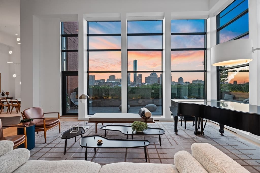 1200 Washington PH, Boston MA 02118