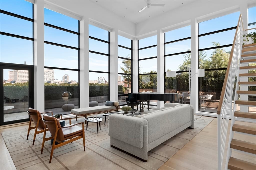 Condominium at 1200 Washington PH, Boston MA 02118, photo 5 of 39