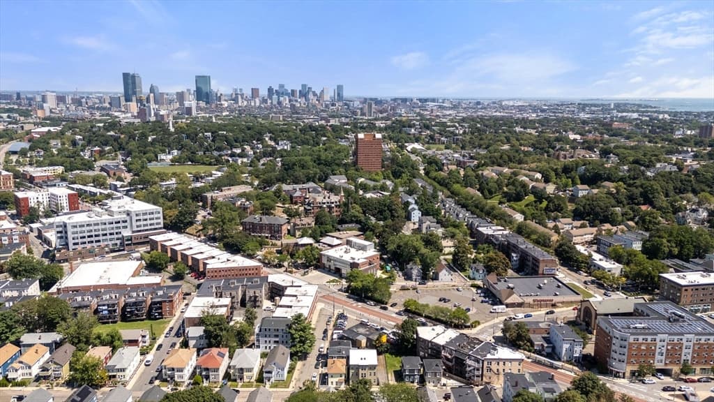5-9 Family at 39-41 W. Walnut Park, Boston MA 02119, photo 19 of 20