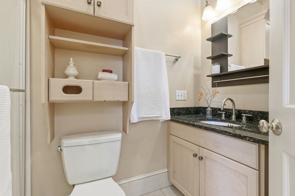 Condominium at 271 Dartmouth # 1F, Boston MA 02116, photo 16 of 23