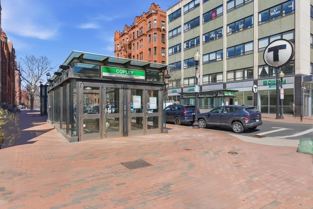 Condominium at 271 Dartmouth # 1F, Boston MA 02116, photo 22 of 23