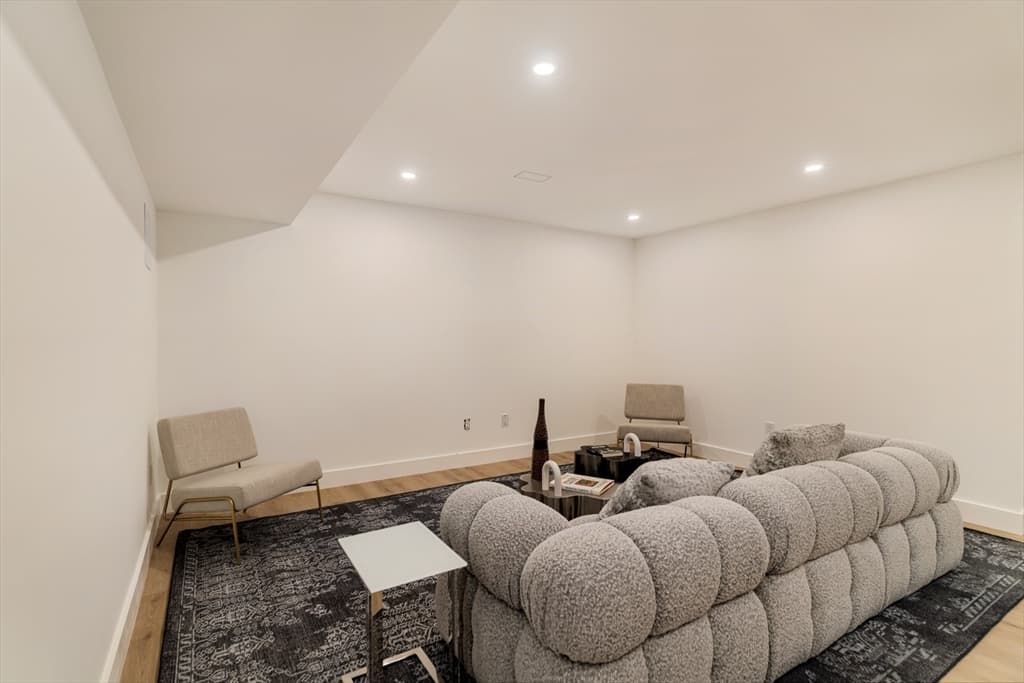 Single Family Residence at 17 South Waverly St, Boston MA 02135, photo 23 of 28