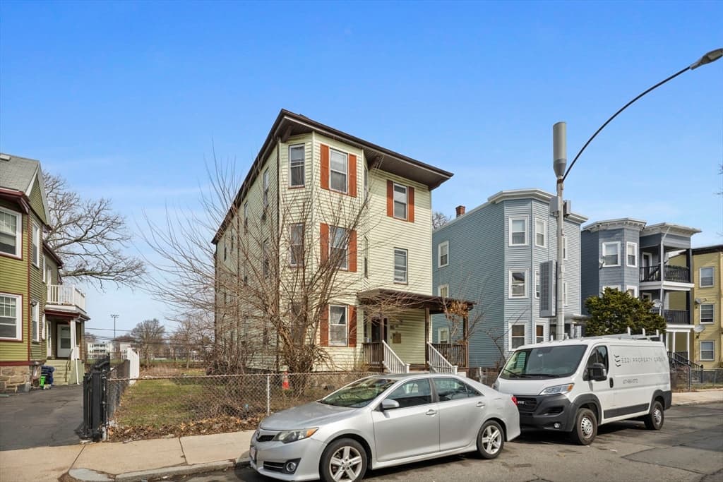 41 Armandine St, Boston MA 02124