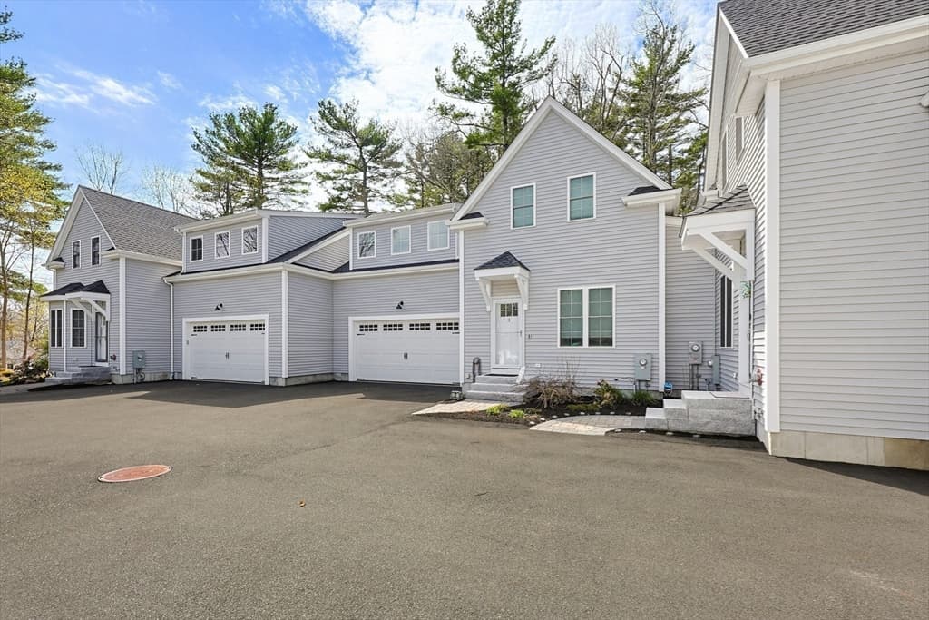 Condominium at 3 Harmony Way # 3, Medway MA 02053, Medway, photo 3 of 41