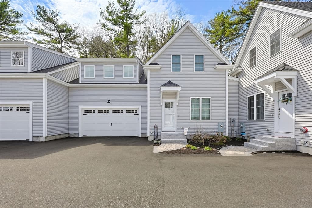 3 Harmony Way # 3, Medway MA 02053