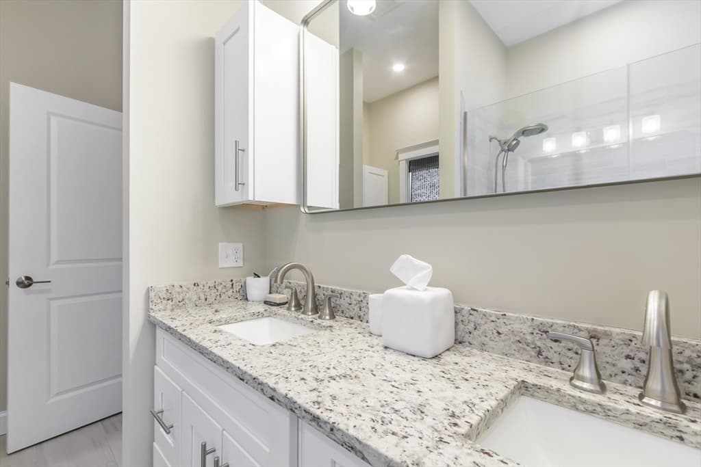 Condominium at 1 Jana, Merrimac MA 01860, photo 23 of 35